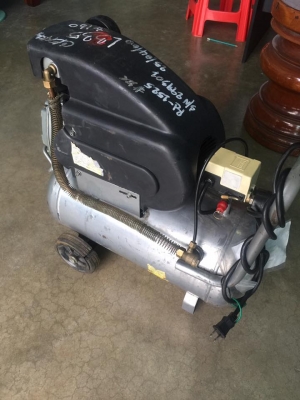 ปั้มลม 1100W. เก่าญี่ปุ่น ไฟ 220 V 1 PH. พร้อมใช้งาน