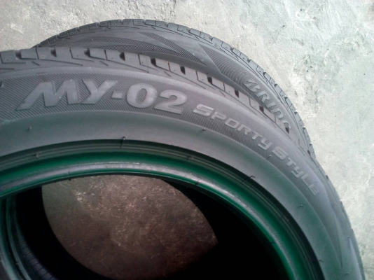 185/55R15  BRIDGESTONE MY-02 SPORT Style  สวยมาก มี 2 เส้น  tel. 081-427-3941