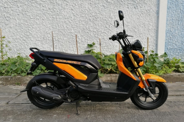 Zoomer x 2015 รถบ้านแท้ เจ้าของคนเดียว เล่มชุดโอนครบ Zoomer x 2015 รถบ้านแท้ เจ้าของคนเดียว เล่มชุดโอนครบ