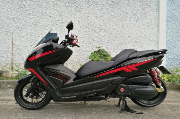 Forza 300 2014 วิ่ง9000โล รถบ้านมือเดียว ใช้เงินออกรถ28000 สด-ผ่อน รูดบัตรได้