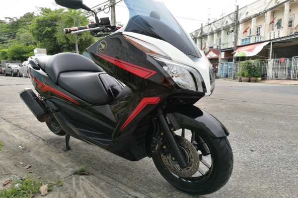 Forza 300 2014 วิ่ง9000โล รถบ้านมือเดียว ใช้เงินออกรถ28000 สด-ผ่อน รูดบัตรได้