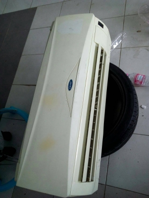 ขายเครื่องปรับอากาศ Carrier 9600 BTU ใช้งานมา ปีกว่า โทร.081-427-3941