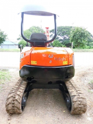 รถขุด ยี่ห้อ : KUBOTA  แบบ : U-30(ขนาดPC30) เก่านอกญี่ปุ่น100\% ไม่เคยใช้งานในไทย มีเอกสารใบอินวอย ** ราคา 380,000 บาท ต่อรองได้คะ ** สนใจติดต่อ-สอบถามได้ตลอดเวลานะคะ     โทร: 099-907-9273 กิ๊ฟ กมลชนก     โทร : 099-907-3356 ช่างบัง ไอดี ไลน์ : gift_174