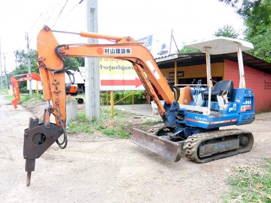 รถขุด ยี่ห้อ : KUBOTA  แบบ : KX-024(ขนาดPC25)หัวกระแทก+บุ้งกี้1ใบ  รถเก่านอกญี่ปุ่น100\% ไม่เคยใช้งานในไทย มีเอกสารใบอินวอย ** ราคา 285,000 บาท ต่อรองได้คะ ** สนใจติดต่อ-สอบถามได้ตลอดเวลานะคะ     โทร : 099-907-9273 กิ๊ฟ กมลชนก     โทร : 099-907-3356 ช่างบั