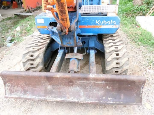 รถขุด ยี่ห้อ : KUBOTA  แบบ : KX-024(ขนาดPC25)หัวกระแทก+บุ้งกี้1ใบ  รถเก่านอกญี่ปุ่น100\% ไม่เคยใช้งานในไทย มีเอกสารใบอินวอย ** ราคา 285,000 บาท ต่อรองได้คะ ** สนใจติดต่อ-สอบถามได้ตลอดเวลานะคะ     โทร : 099-907-9273 กิ๊ฟ กมลชนก     โทร : 099-907-3356 ช่างบั