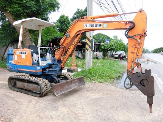 รถขุด ยี่ห้อ : KUBOTA  แบบ : KX-024(ขนาดPC25)หัวกระแทก+บุ้งกี้1ใบ  รถเก่านอกญี่ปุ่น100\% ไม่เคยใช้งานในไทย มีเอกสารใบอินวอย ** ราคา 285,000 บาท ต่อรองได้คะ ** สนใจติดต่อ-สอบถามได้ตลอดเวลานะคะ     โทร : 099-907-9273 กิ๊ฟ กมลชนก     โทร : 099-907-3356 ช่างบั