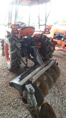 ขายรถไถ KUBOTA L2605 ราคา 155,000 พวงมาลัยพาวเวอร์ พร้อมดันหน้าและผานพรวน เครื่องดี เกียร์ดี ไฮดี พร้อมใช้งาน ราคาต่อรองได้ สนใจโทรคุยกันก่อนได้ครับ มีรถขนส่งบริการทั่วไทย ร้านสามย่านแทรคเตอร์ อ.แกลง จ.ระยอง โทร 0818618678  ,0899347475 id line=0818618678 ขายรถไถ KUBOTA L2605 ราคา 155,000 พวงมาลัยพาวเวอร์ พร้อมดันหน้าและผานพรวน เครื่องดี เกียร์ดี ไฮดี พร้อมใช้งาน ราคาต่อรองได้ สนใจโทรคุยกันก่อนได้ครับ มีรถขนส่งบริการทั่วไทย ร้านสามย่านแทรคเตอร์ อ.แกลง จ.ระยอง โทร 0818618678  ,0899347475 id line=0818618678