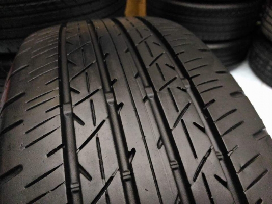ยาง \% คัดสภาพ Bridgestone Turanza ER33  215 60 16 ผลิตปลายปี 2015 ยางสวย ดอกหนาๆ วิ่งต่อได้อีกยาวๆ ขายถูก 4 เส้น 4000.- NET  ใส่ ถ่วง เปลี่ยนจุ๊บใหม่ฟรี รับบัตรเครดิตทุกธนาคาร ส่งทั่วไทย