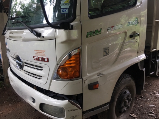 รถฮีโน่ 6 ล้อดั้ม FC9J 175 แรงม้า. ปี 56. , ( รถวิ่ง 2x,xxx กม. ) สนใจติดต่อ 081 - 6079515