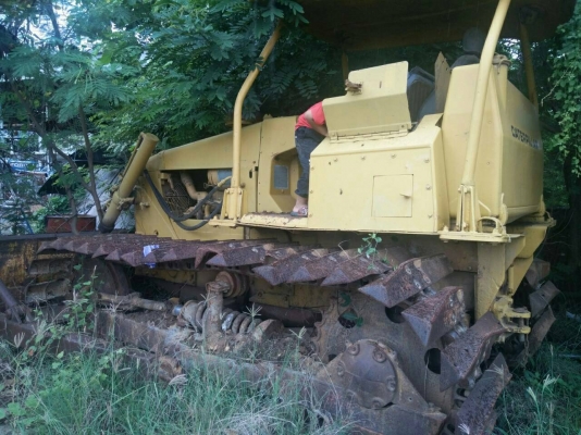ขายแทรกเตอร์ยี่ห้อ caterpillarรุ่นD4E เกียร์ตัด เอกสารใบซื้อขาย รถบ้าน ใช้งานได้ปกติ ขาย490000บ.