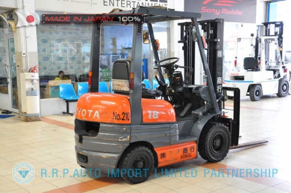 ขายรถโฟล์คลิฟท์มือสอง TOYOTA รุ่น 6FD18-14910 นำเข้าจากประเทศญี่ปุ่น 100\% ไม่เคยใช้งานในไทย ขายรถโฟล์คลิฟท์มือสอง TOYOTA รุ่น 6FD18-14910 นำเข้าจากประเทศญี่ปุ่น 100\% ไม่เคยใช้งานในไทย