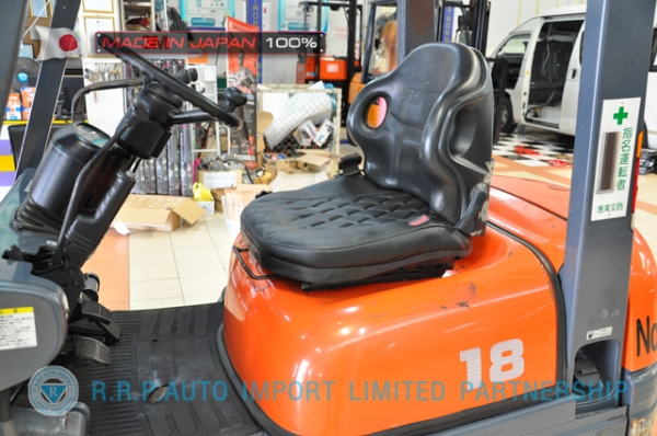 ขายรถโฟล์คลิฟท์มือสอง TOYOTA รุ่น 6FD18-14910 นำเข้าจากประเทศญี่ปุ่น 100\% ไม่เคยใช้งานในไทย