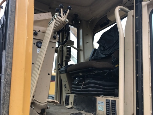 รถเกรด Cat140H ปี2002 รถอเมริกา100\% สภาพดี ใบมีด16ฟุต ตรวจเช็คก่อนส่ง พร้อมทำงานทันที