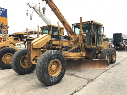 รถเกรด Cat140H ปี2002 รถอเมริกา100\% สภาพดี ใบมีด16ฟุต ตรวจเช็คก่อนส่ง พร้อมทำงานทันที