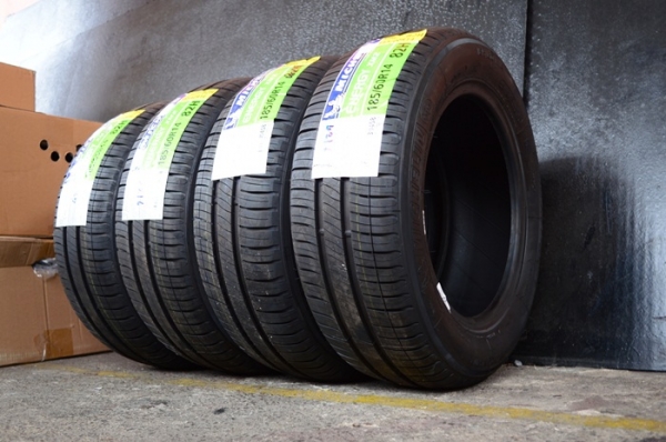 MICHELIN XM2 185/60R14 เส้นละ 1,750 บาท MICHELIN XM2 185/60R14 เส้นละ 1,750 บาท