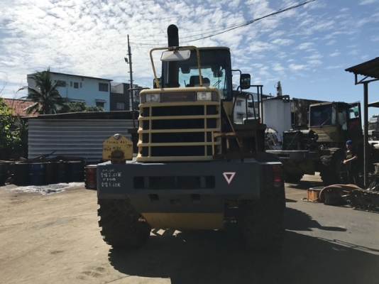 รถตักล้อยาง Komatsu WA300-3E รถเก่านอกสภาพดี นำเข้าจากญี่ปุ่น เครื่องแน่น แรง ทำงานได้เลย รถตักล้อยาง Komatsu WA300-3E รถเก่านอกสภาพดี นำเข้าจากญี่ปุ่น เครื่องแน่น แรง ทำงานได้เลย