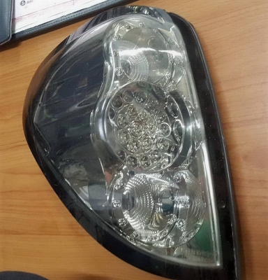 ไฟท้ามิตซู TRITON โครมขาว LED ข้ายซ้ายสภาพใหม่