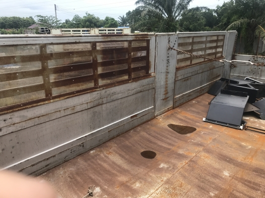 กระบะรถบรรทุก 7.3M ถอดจาก GY2P ไม่ดั้ม