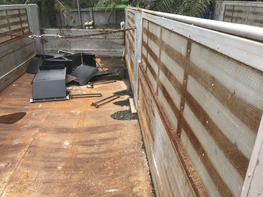 กระบะรถบรรทุก 7.3M ถอดจาก GY2P ไม่ดั้ม