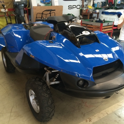 QuadSki เรือสะเทิ้นน้ำ/บก
