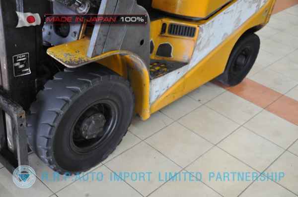 ขายรถโฟล์คลิฟท์มือสอง TCM-FD15T12-4IH00107 นำเข้าจากประเทศญี่ปุ่น 100\% ไม่เคยใช้งานในไทย