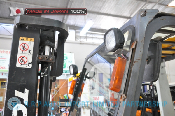 ขายรถโฟล์คลิฟท์มือสอง TCM-FD15T12-4IH00107 นำเข้าจากประเทศญี่ปุ่น 100\% ไม่เคยใช้งานในไทย