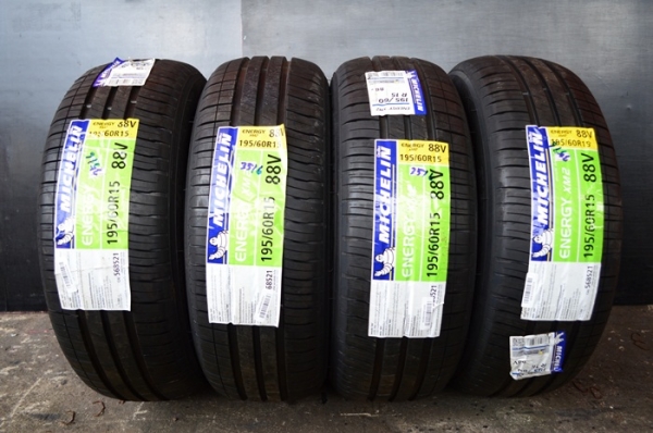 MICHELIN XM2 195/60R15 เส้นละ 2,500 บาทปี16