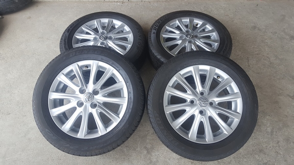 ขายล้อTOYOTA VIOS12ก้าน  ยางปี15  4 ล้อ