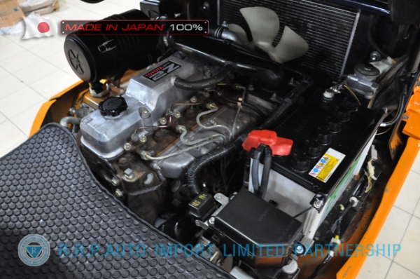 ขายรถโฟล์คลิฟท์มือสอง TOYOTA รุ่น FD30-20688 นำเข้าจากประเทศญี่ปุ่น 100\% ไม่เคยใช้งานในไทย