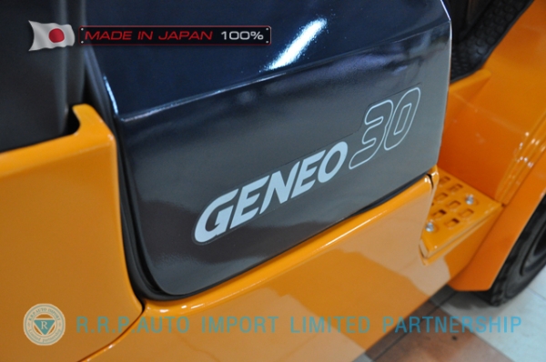 ขายรถโฟล์คลิฟท์มือสอง TOYOTA รุ่น FD30-20688 นำเข้าจากประเทศญี่ปุ่น 100\% ไม่เคยใช้งานในไทย
