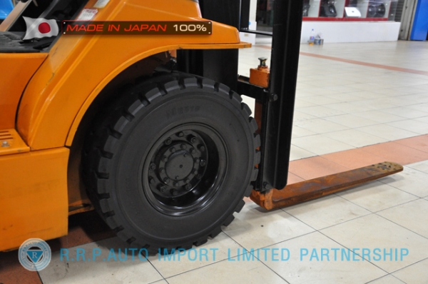 ขายรถโฟล์คลิฟท์มือสอง TOYOTA รุ่น 7FGL15-26235 นำเข้าจากประเทศญี่ปุ่น 100\% ไม่เคยใช้งานในไทย