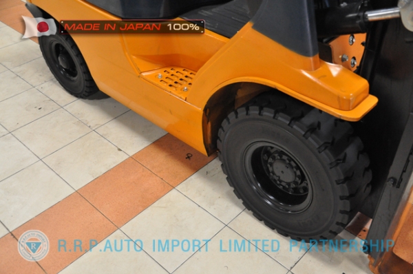 ขายรถโฟล์คลิฟท์มือสอง TOYOTA รุ่น 7FGL15-26235 นำเข้าจากประเทศญี่ปุ่น 100\% ไม่เคยใช้งานในไทย