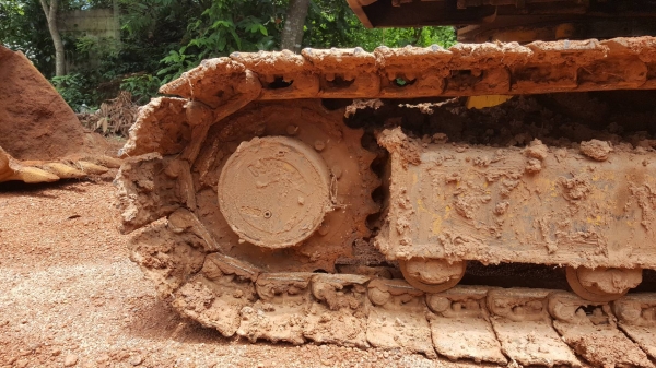ขาย แบคโฮ KOMATSU PC60-5 เอกสารใบซื้อขาย เครื่องดี ปั้มนิ้ว ช่วงล่างเต็ม ได้ 2 บุ้งกี๋ ราคาต่อรองได้ครับ