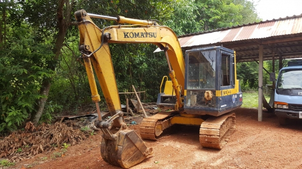 ขาย แบคโฮ KOMATSU PC60-5 เอกสารใบซื้อขาย เครื่องดี ปั้มนิ้ว ช่วงล่างเต็ม ได้ 2 บุ้งกี๋ ราคาต่อรองได้ครับ ขาย แบคโฮ KOMATSU PC60-5 เอกสารใบซื้อขาย เครื่องดี ปั้มนิ้ว ช่วงล่างเต็ม ได้ 2 บุ้งกี๋ ราคาต่อรองได้ครับ