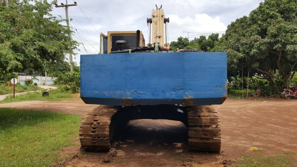 ขาย แบคโฮ KOMATSU PC200-3 คอนโทรลสั้น เอกสารใบซื้อขาย เครื่องดี ปั้มดี เอวแน่น ช่วงล่างโซ่ และใบแทรคไม่ค่อยสวยครับ ราคาต่อรองได้