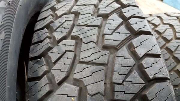 ยางhankook 265 70 16 ยางใหม่ปี17 ยางhankook 265 70 16 ยางใหม่ปี17