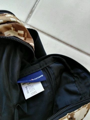 กระเป๋าสะพายลายทหาร