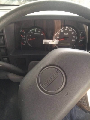 ขายหัวลาก ISUZU 360 พร้อมหางพื้นเรียบ สามเพลาอู่ พนัส รถออกมายังไม่ได้ใช้งาน รถวิ่ง 200 โล รถปี 58