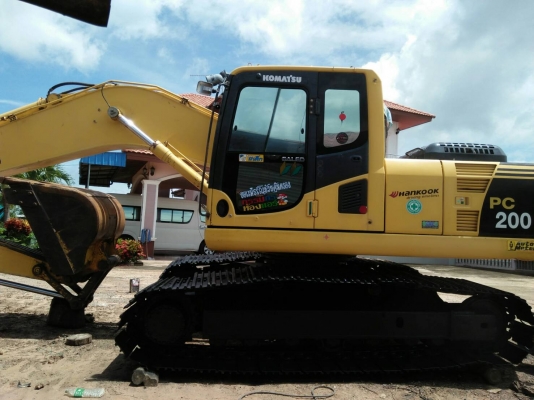 ขายด่วน!! Komatsu PC200-8 ไมล์ ชม. 15,000 สภาพสวยมากค่ะ