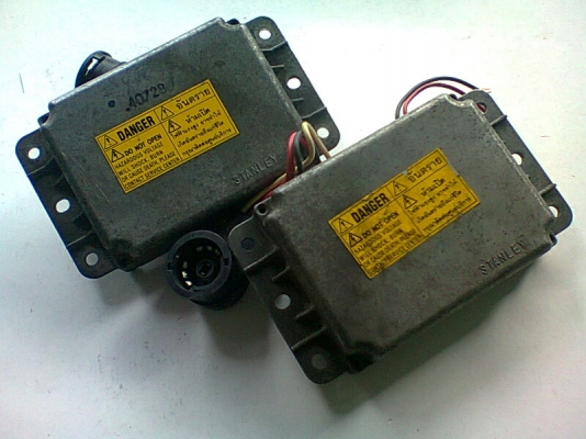 บัลลาสต์ไฟ XENON แท้ติดรถ ISUZU D-MAX D2R