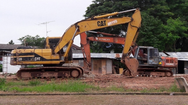 Cat ขาย     แคท320ราคาต่อรองได้ครับ