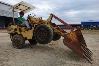 ขายรถตักล้อยาง YANMAR Y15W (ขับเคลื่อน4ล้อ)