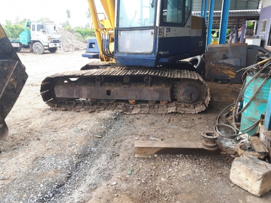 ขายด่วน KOMATSU PC120-5 สภาพพร้อมใช้งาน เครื่องปั้มดี โซ่ช่วงล่างสวย เอกสารสัญญาซื้อขาย สนใจสอบถาม 093-0764943  088-3223272 k ตั้ม
