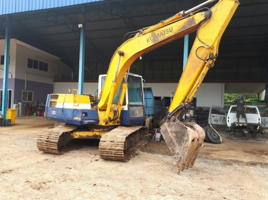 ขายด่วน KOMATSU PC120-5 สภาพพร้อมใช้งาน เครื่องปั้มดี โซ่ช่วงล่างสวย เอกสารสัญญาซื้อขาย สนใจสอบถาม 093-0764943  088-3223272 k ตั้ม