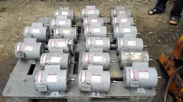 ** SOLD ** เหลือ 2 ตัว ** มอเตอร์ Mitsubishi 1/2 hp 1430 rpm 220v ไฟบ้าน 2 สายตัดมาใหม่ๆพร้อมใช้ทุกตัว ** SOLD ** เหลือ 2 ตัว ** มอเตอร์ Mitsubishi 1/2 hp 1430 rpm 220v ไฟบ้าน 2 สายตัดมาใหม่ๆพร้อมใช้ทุกตัว