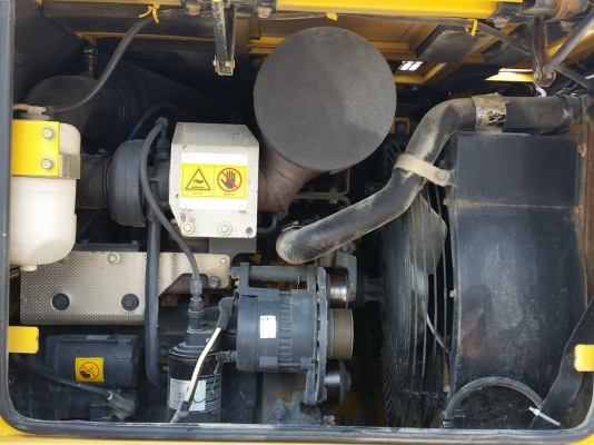 ขายรถตักล้อยาง ยี่ห้อ KOMATSU WA100-3 นำเข้าจากญี่ปุ่นแท้ 100\% สภาพสวย ไม่เคยใช้งานในไทย