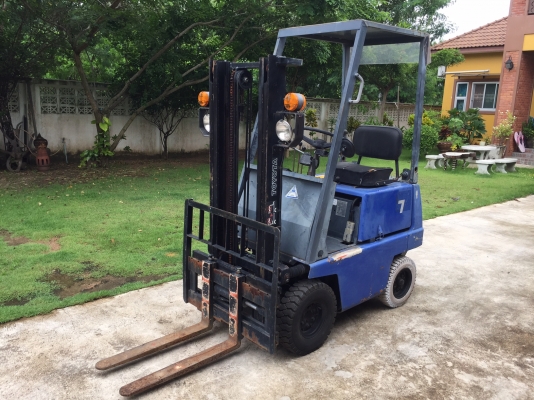 ขายถูก โฟล์กลิฟท์ไฟฟ้า TOYOTA 2FBL7 เก่าญี่ปุ่น ตามสภาพ