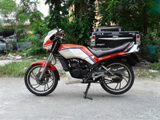 Yamaha  RZ-125 Made In Japan 2จังหวะ จด2528 มือเดียว ภาษี2561 ชุดโอนครบ หม้อน้ำ /ดิสก์เบรกหน้า ล้อแม็ก Japan
