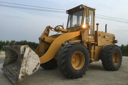 ขายรถตักล้อยาง KOMATSU 515 (สภาพดีมาก) ขายรถตักล้อยาง KOMATSU 515 (สภาพดีมาก)