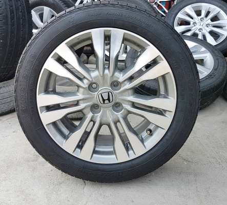 ขายล้อHONDA City SVขอบ16 ยางGoodyear ปี15 4 ล้อ ขายล้อHONDA City SVขอบ16 ยางGoodyear ปี15 4 ล้อ